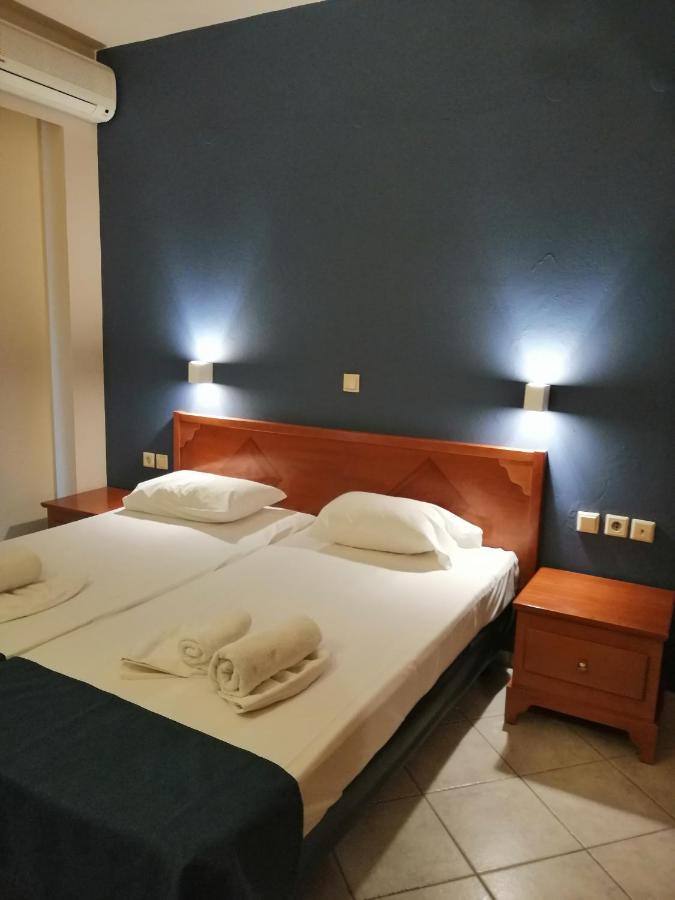 Eleni Beach Apartment สตาลิดา ภายนอก รูปภาพ