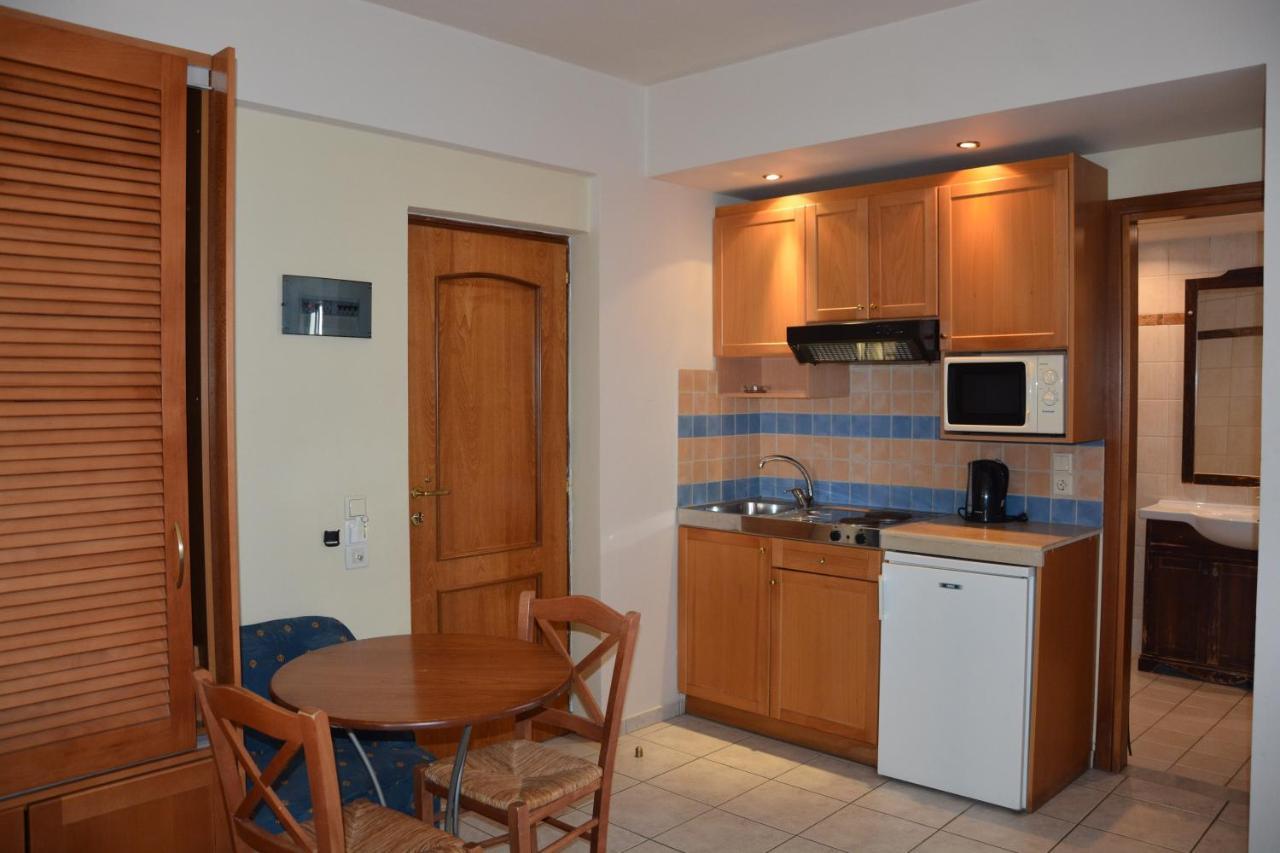 Eleni Beach Apartment สตาลิดา ภายนอก รูปภาพ